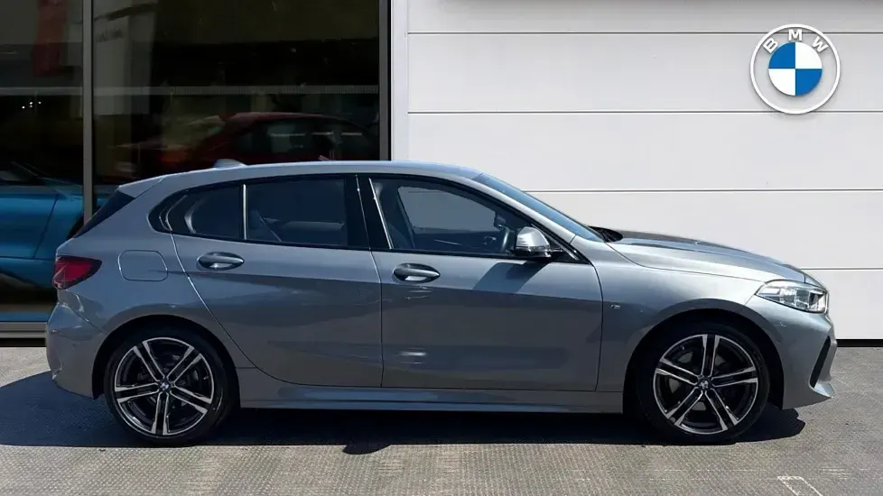 Used BMW 118 M Sport 134 HP (98 kW) 2023 Grey Hatchback