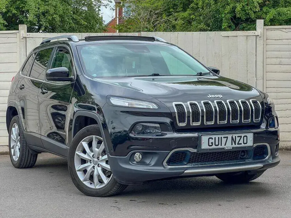 Used Jeep Cherokee Limited 200 HP (147 kW) 2017 Black SUV