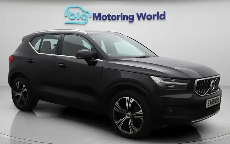 Usado Volvo XC40 Inscription 190 HP (139 kW) 2020 Preto SUV