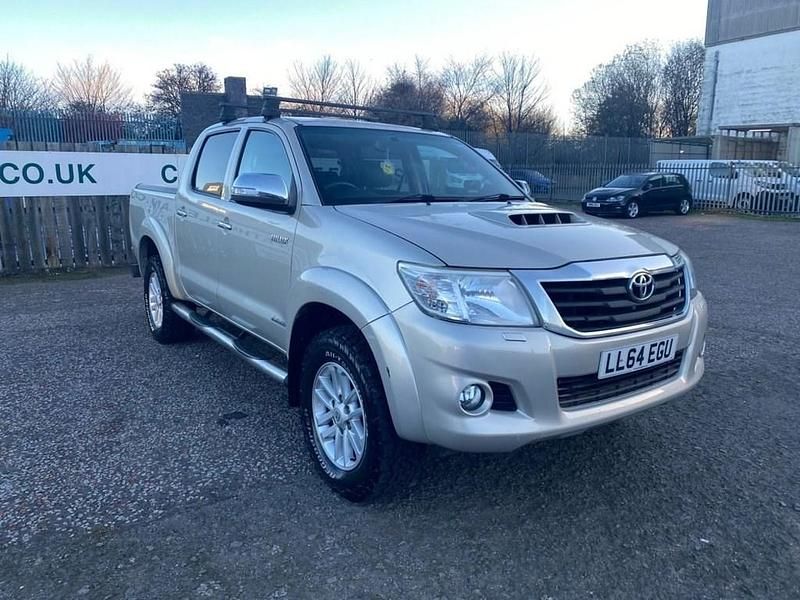 Gold Used 2014 Toyota HiLux Pickup | £12,995 (Good price) - Image 1/4