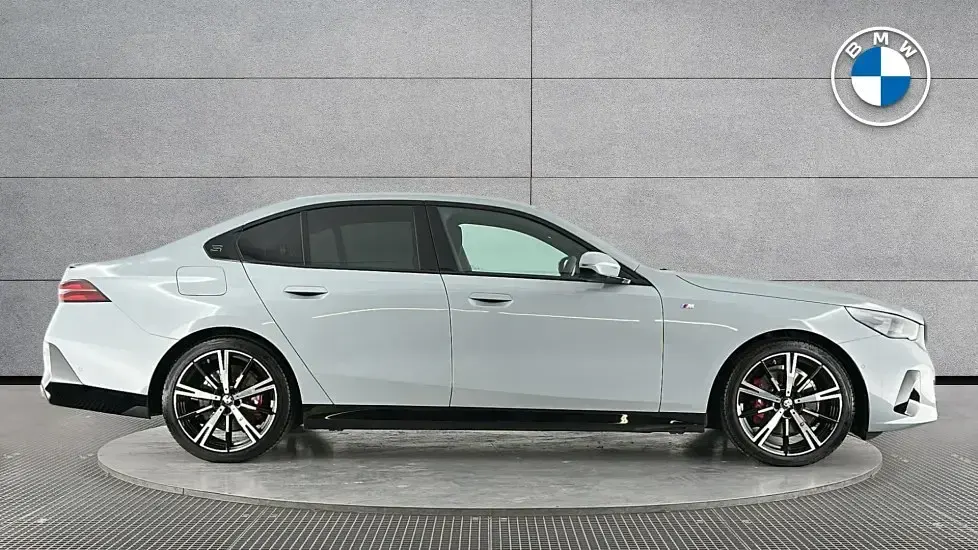 Used BMW 520 M Sport 205 HP (150 kW) 2025 Grey