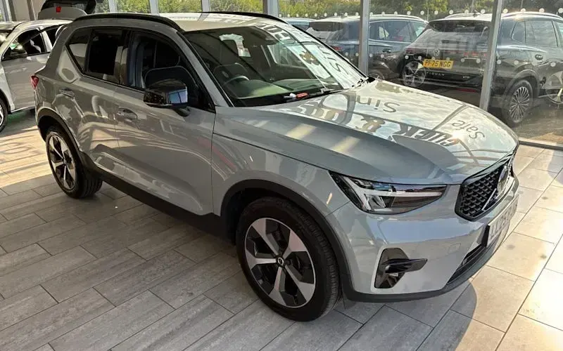 Used Volvo XC40 Plus 197 HP (144 kW) 2026 SUV
