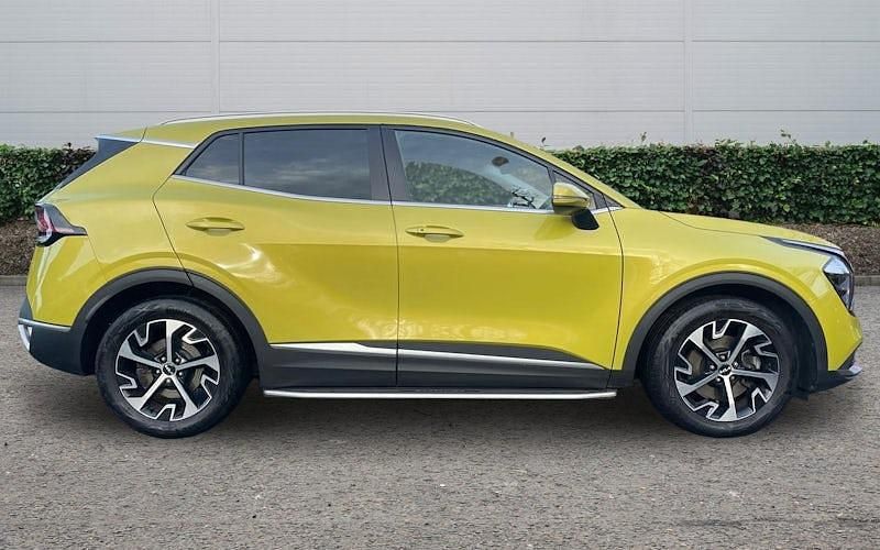 Used Kia Sportage 150 HP (110 kW) 2023 Yellow SUV