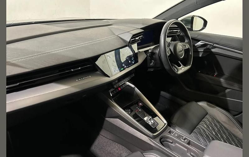 Used Audi S3 Sportback Comfort 310 HP (228 kW) 2022 Grey Hatchback