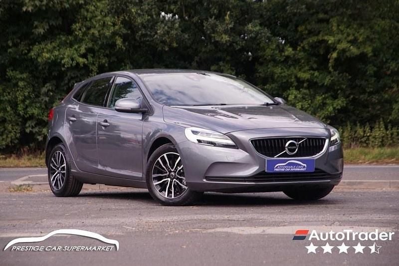 Grey Used 2018 Volvo V40 Momentum Estate | £9,499 (Fair price) - Image 1/4