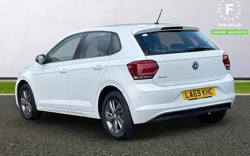 Used VW Polo SE 95 HP (69 kW) 2020 White Hatchback