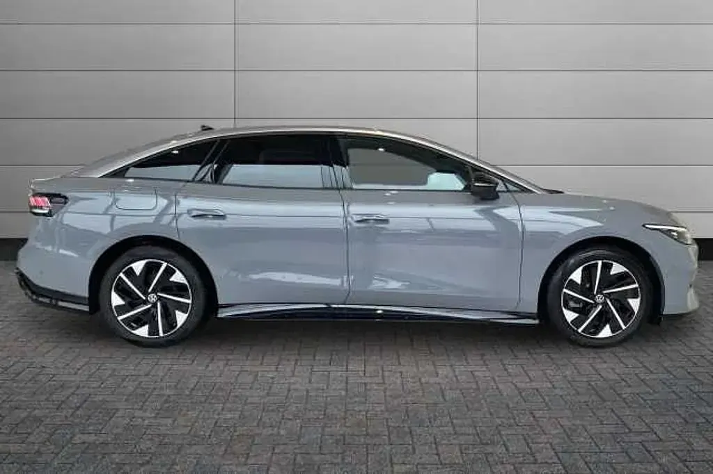 New VW ID.7 Pro 210 kW (286 HP) 2026 Moonstone grey Hatchback