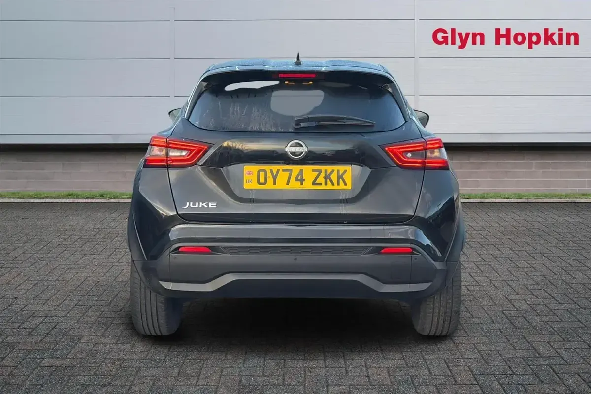 Second-hand Nissan Juke N-Connecta 2024 Negru SUV