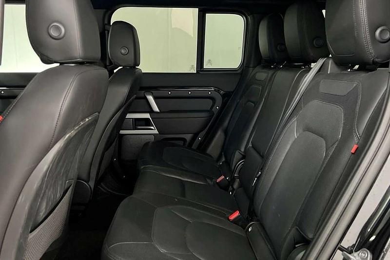 Used Land Rover Defender SE Dynamic 245 HP (180 kW) 2023 Black SUV