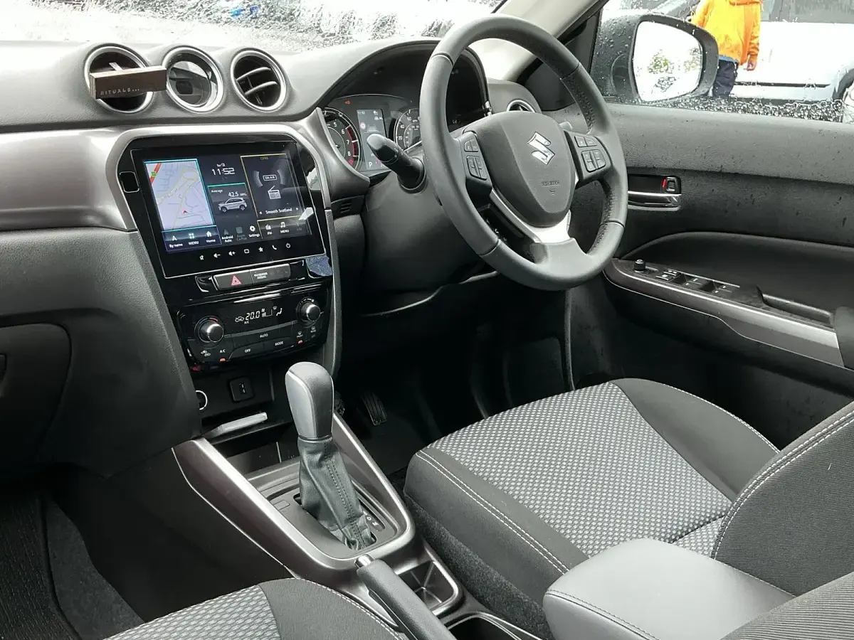 Used Suzuki Vitara 109 HP (80 kW) 2026 Silver SUV