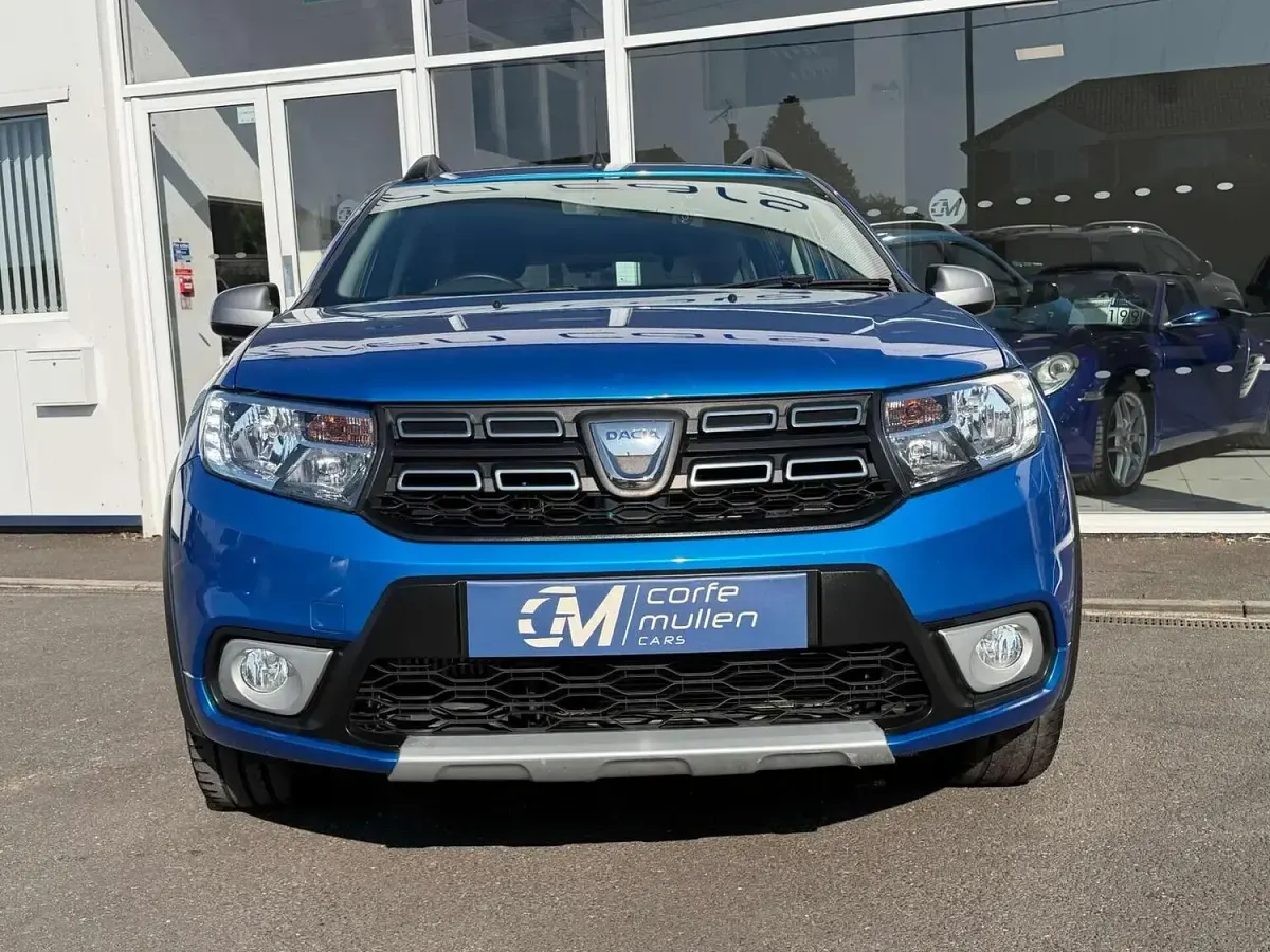 Used Dacia Logan MCV Comfort 90 HP (66 kW) 2019 Blue Estate