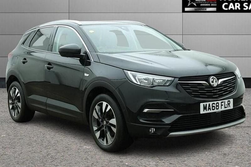Used Vauxhall Grandland X Sport 130 HP (95 kW) 2018 Black SUV