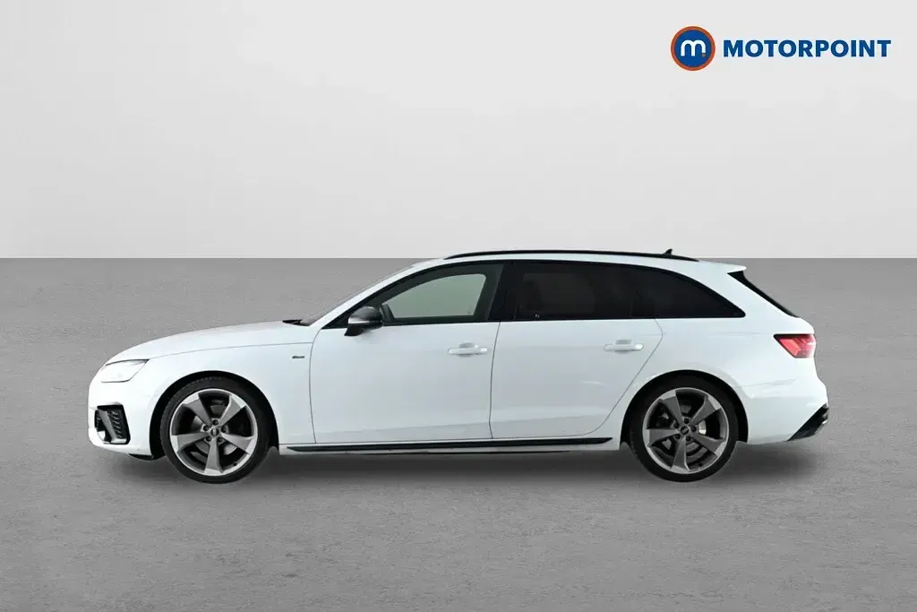 Used Audi A4 Black Edition 2022 White Estate