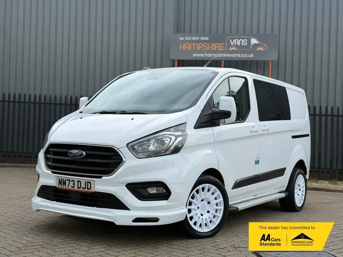 Używany Ford Transit Custom Limited 130 KM (95 kW) 2023 Biały Van