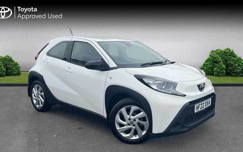 Used 2025 Toyota Aygo PURE Hatchback | £11,890 (Super price) - Image 1/2