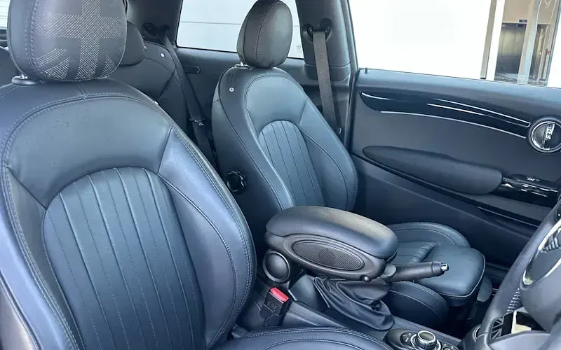 Used Mini Cooper Exclusive 136 HP (100 kW) 2023 Blue Hatchback
