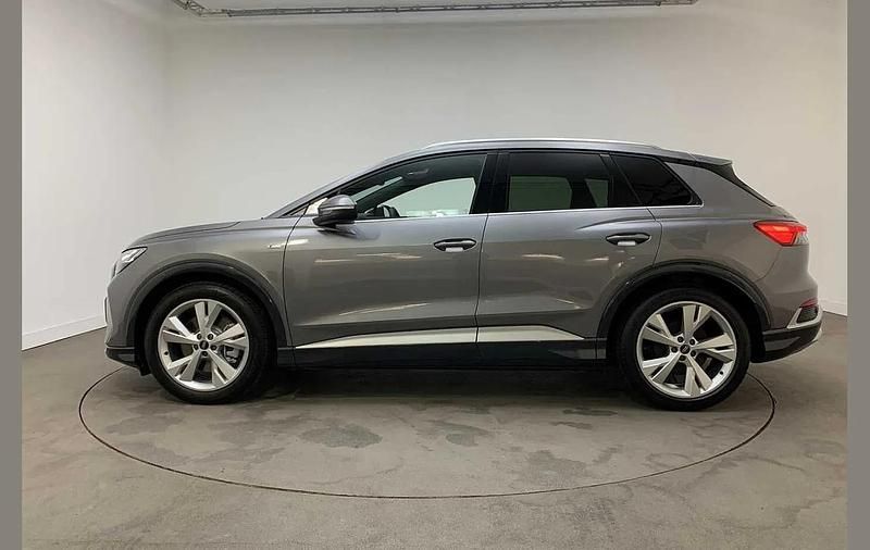 Second-hand Audi Q4 e-tron S-Line 219 kW (299 CP) 2023 Gri SUV