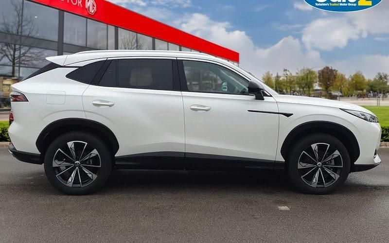 Used MG HS Trophy 170 HP (125 kW) 2024 White SUV