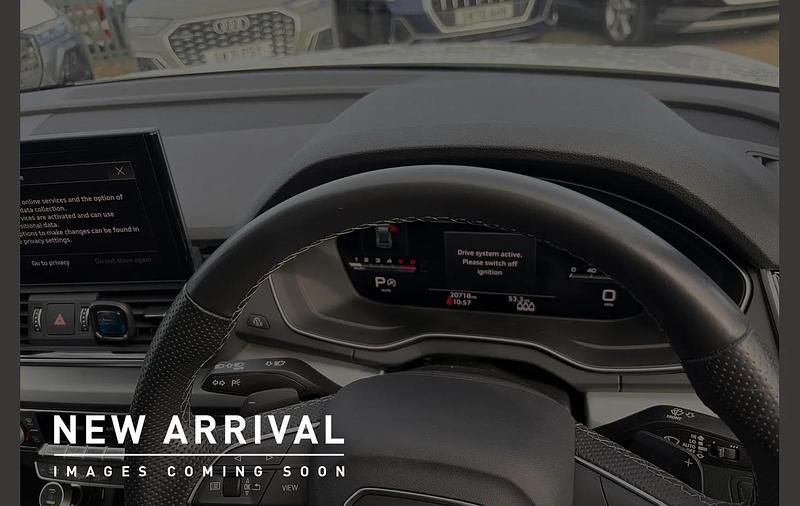 Used Audi Q5 S-Line 200 HP (147 kW) 2023 White SUV