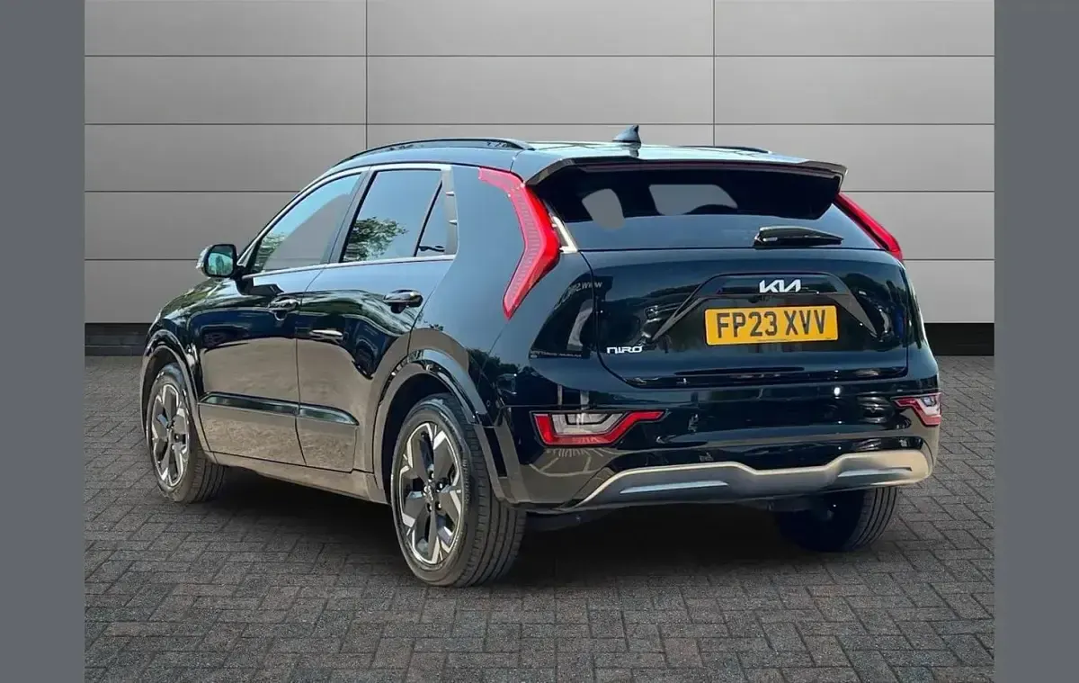 Used Kia e-Niro 150 kW (204 HP) 2023 Black SUV
