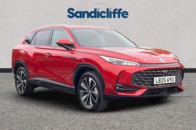 Tri coat dynamic red Used 2024 MG HS Trophy SUV | £21,865 (Expensive) - Image 1/4
