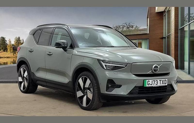 Green Used 2023 Volvo XC40 Ultimate SUV | £35,000 (A bit pricey) - Image 1/4