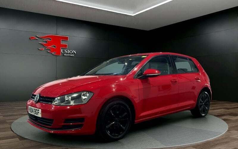 Red Used 2014 VW Golf VII SE Hatchback | £4,300 (Good price) - Image 1/4