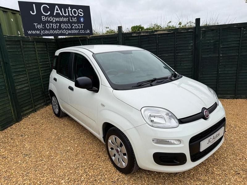 Used Fiat Panda Pop 69 HP (50 kW) 2016 White Hatchback