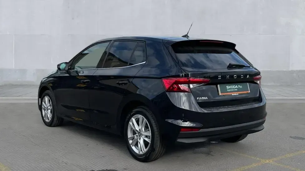 Ny Skoda Fabia SE L 150 HK (110 kW) 2026 Svart Halvkombi