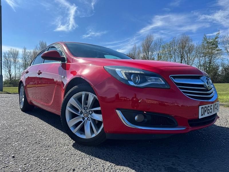 Used Vauxhall Insignia SRi 2015 Red Hatchback