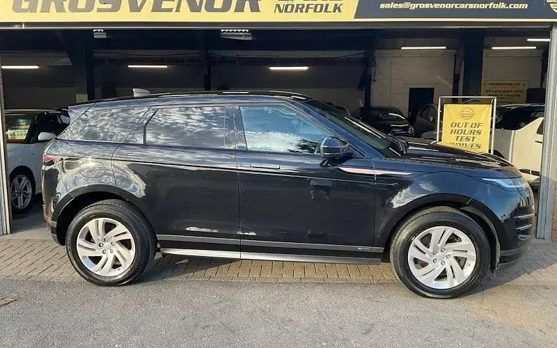 Used Land Rover Range Rover evoque R-Dynamic 182 HP (133 kW) 2019 SUV