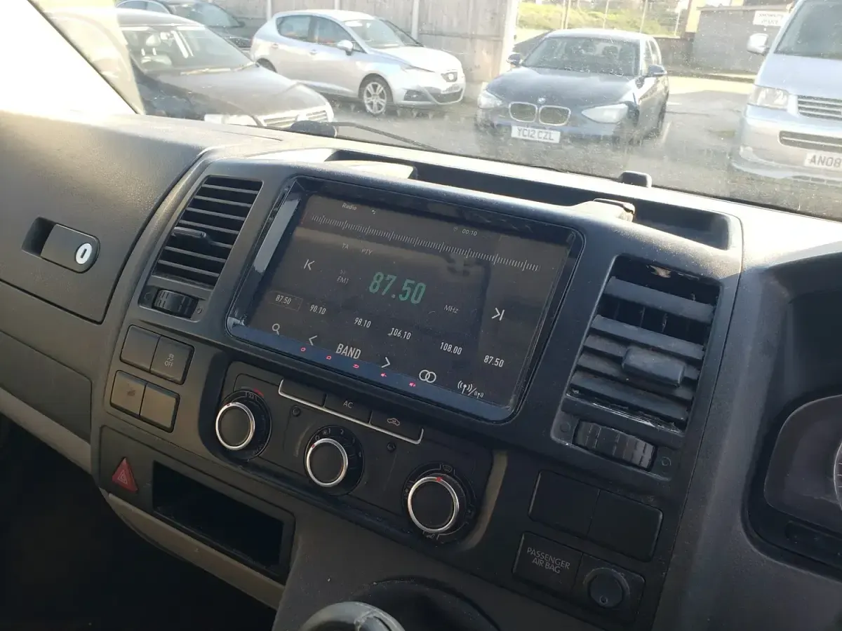 Used VW Transporter 140 HP (102 kW) 2012 Black Van