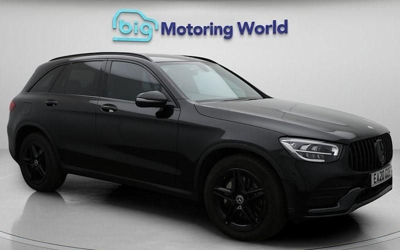 Used 2022 Mercedes GLC220 AMG line Estate | £23,300 (Good price) - Image 1/4