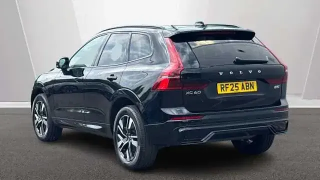Used Volvo XC60 Plus 247 HP (181 kW) 2026 SUV