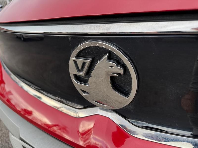 Red Used 2021 Vauxhall Crossland Elite SUV | £11,990 (Fair price) - Image 1/4