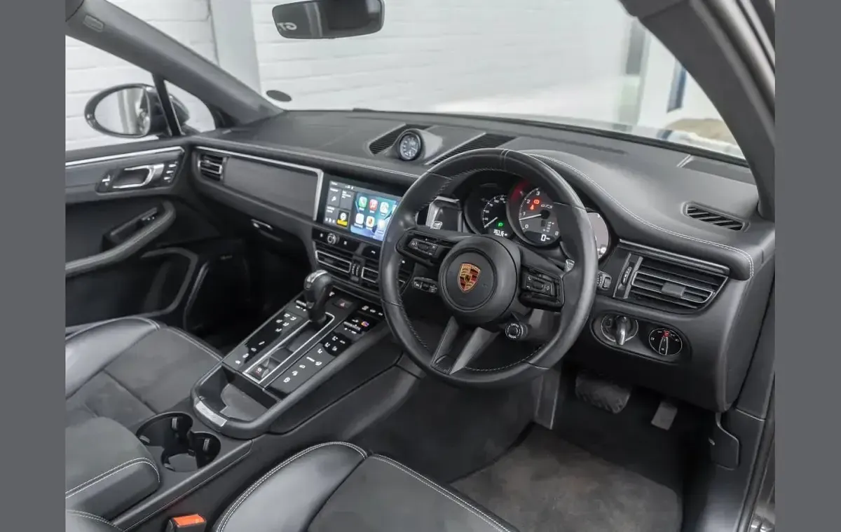 Used Porsche Macan GTS 440 HP (323 kW) 2022 Grey SUV