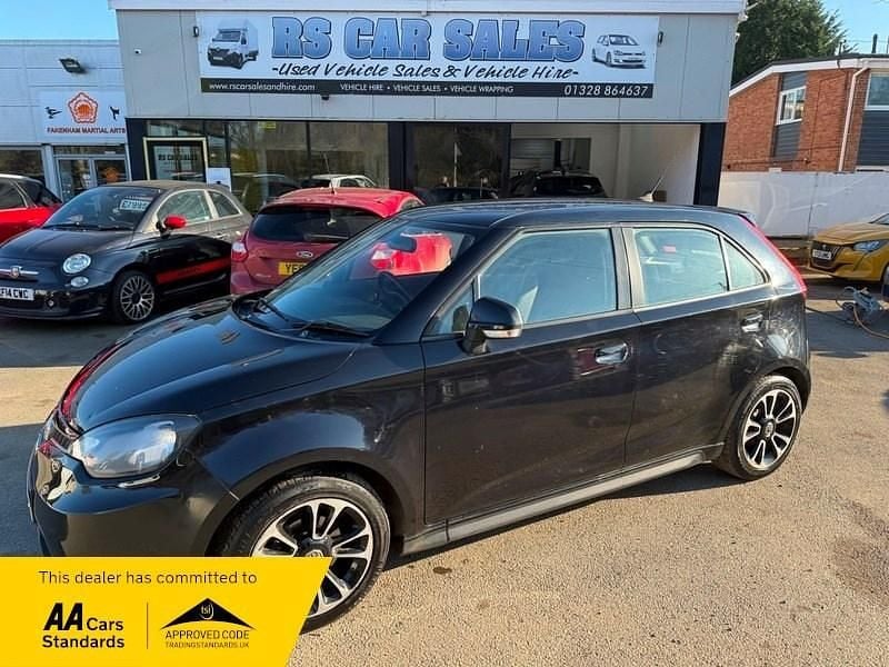 Used MG MG3 106 HP (77 kW) 2018 Black Hatchback
