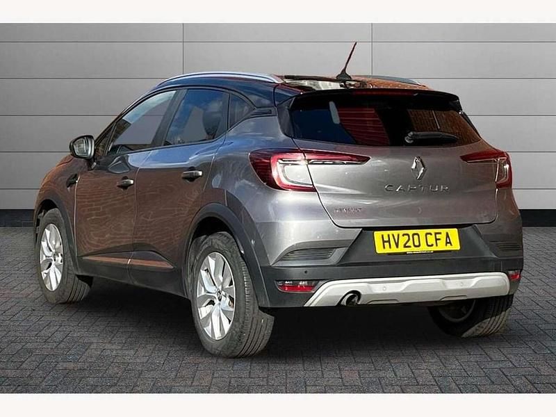 Usado Renault Captur Iconic 95 HP (69 kW) 2020 Cinzento SUV