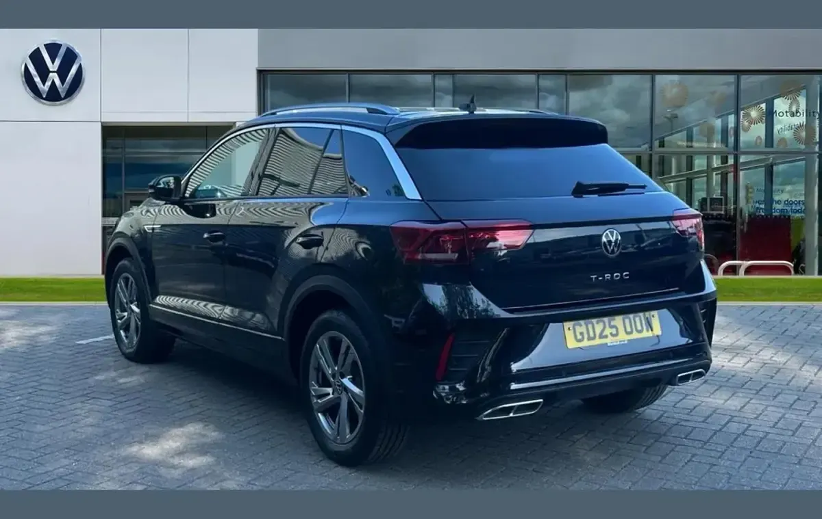 Used VW T-Roc R-line 150 HP (110 kW) 2025 Black SUV