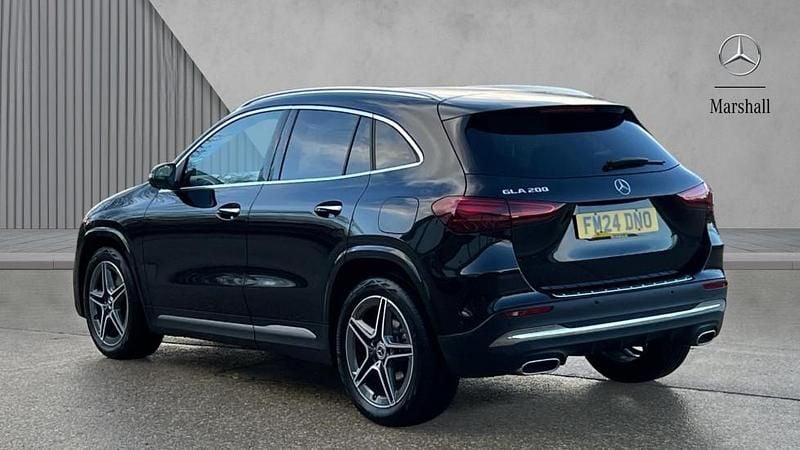 Used Mercedes GLA200 Executive 163 HP (119 kW) 2024 Black SUV