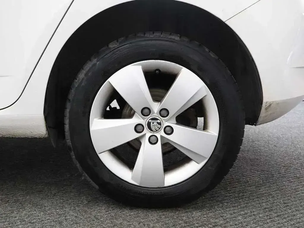 Used Skoda Fabia SE 108 HP (79 kW) 2017 White Hatchback