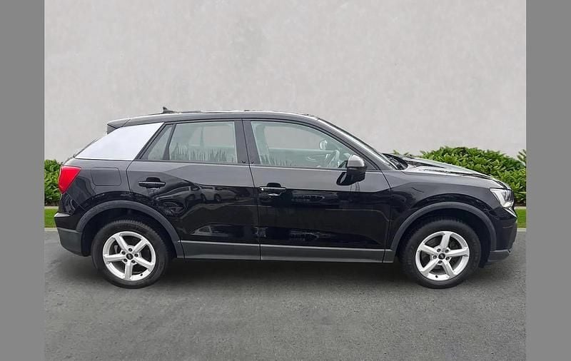 Used Audi Q2 Design 108 HP (79 kW) 2023 Black SUV