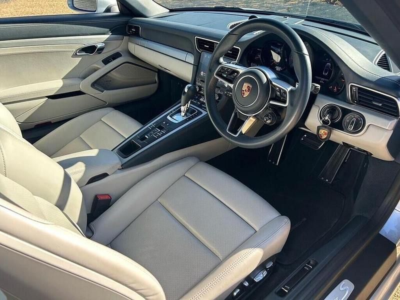 Used Porsche 911 2016 Silver Cabriolet