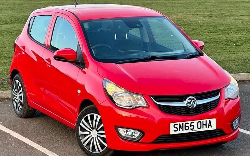 Second-hand Vauxhall Viva 75 CP (55 kW) 2017 Hatchback