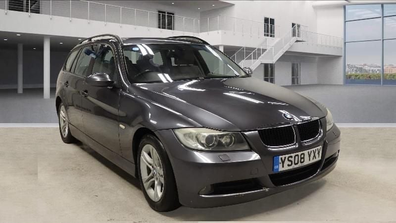 Grey Used 2008 BMW 320 Estate | £2,095 (Good price) - Image 1/4