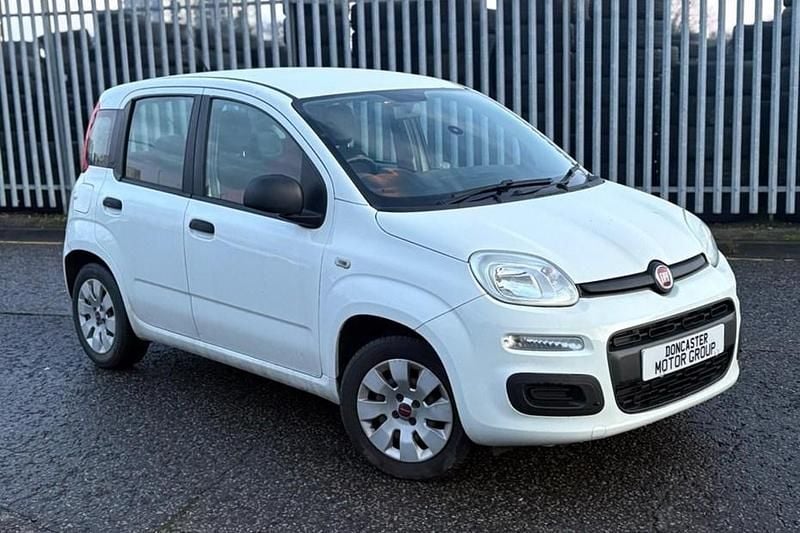 Used 2015 Fiat Panda Pop | £3,995 (Fair price) - Image 1/1