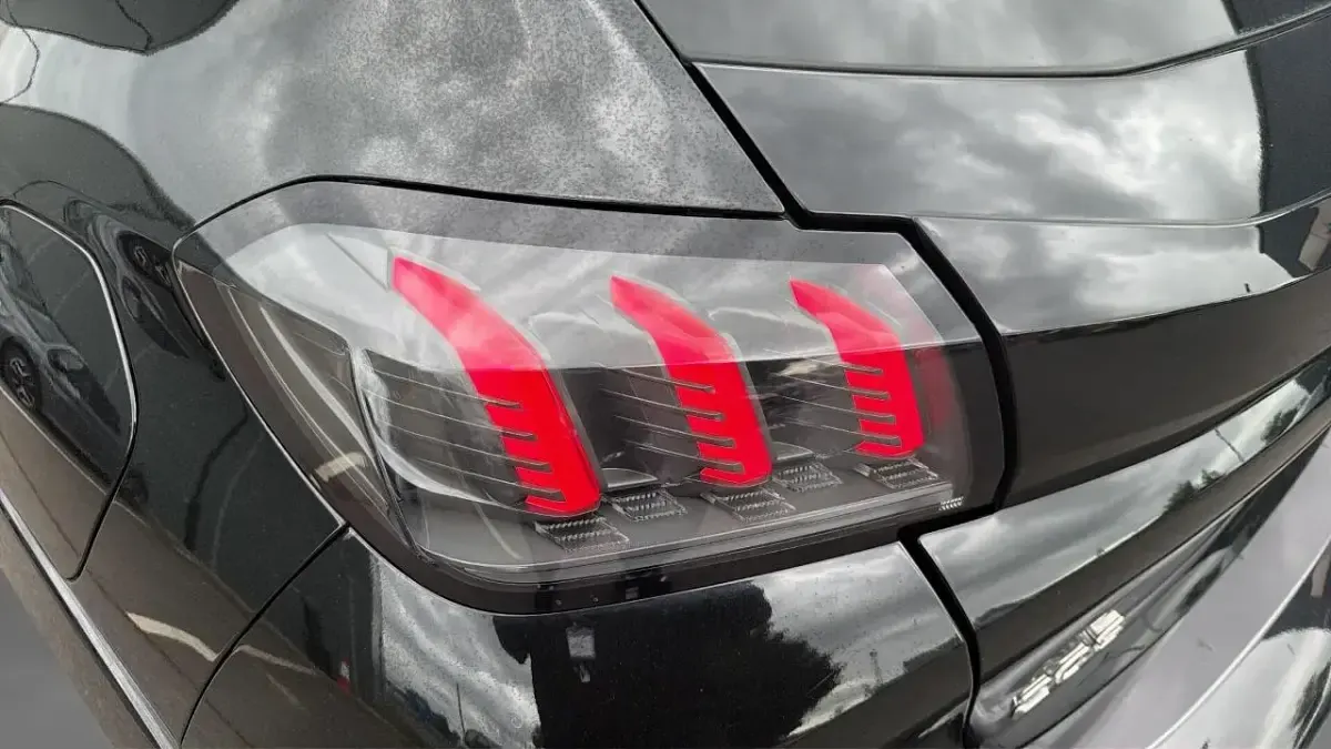 Used Peugeot 208 GT 99 HP (72 kW) 2022 Black Hatchback
