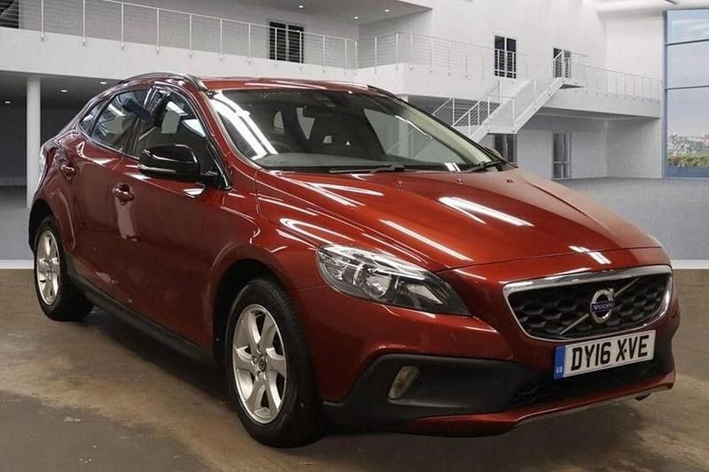 Red Used 2016 Volvo V40 CC SE Estate | £6,950 (Good price) - Image 1/1