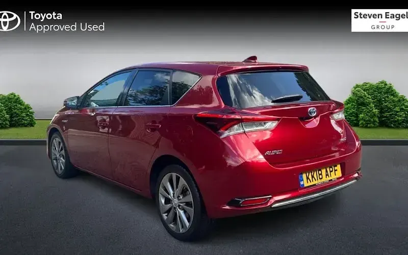 Used Toyota Auris Hybrid 136 HP (100 kW) 2019 Hatchback