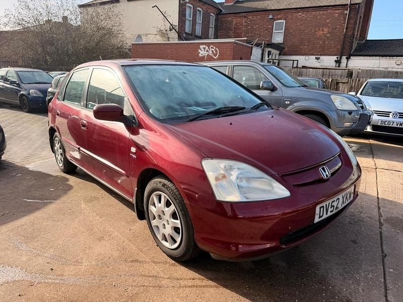 Used Honda Civic SE 108 HP (79 kW) 2002 Red Hatchback